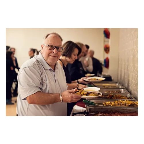 Cota para ser o primeiro da fila do buffet